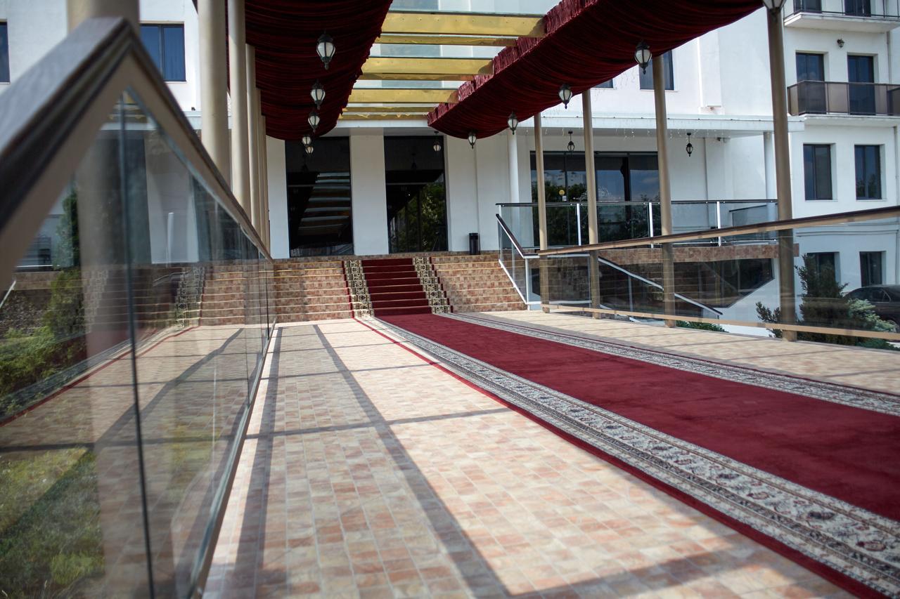 Garden Hall Tarnopol Zewnętrze zdjęcie